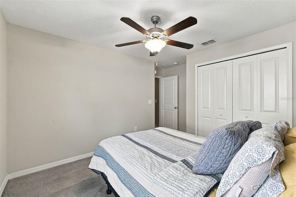 For Sale: $310,000 (4 beds, 2 baths, 1918 Square Feet)