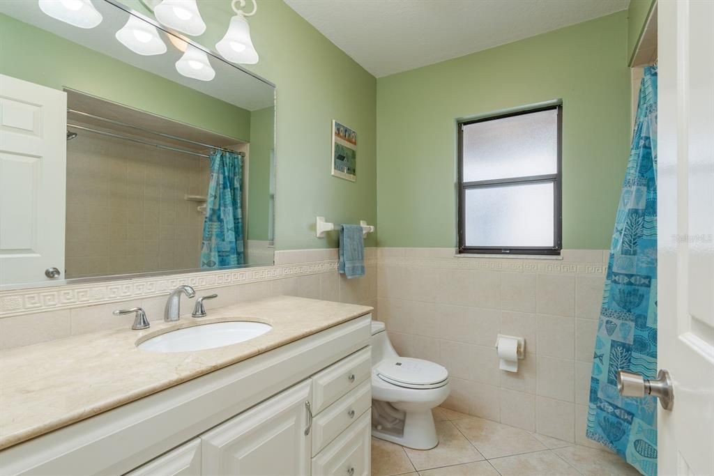 For Rent: $2,750 (2 beds, 2 baths, 1811 Square Feet)