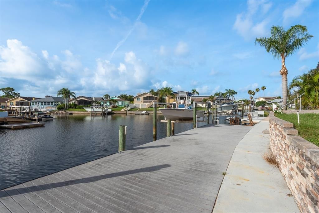 For Rent: $2,750 (2 beds, 2 baths, 1811 Square Feet)