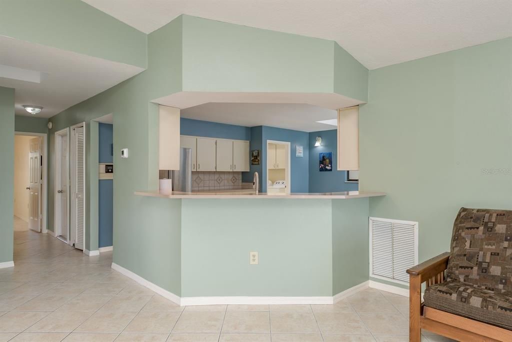 For Rent: $2,750 (2 beds, 2 baths, 1811 Square Feet)