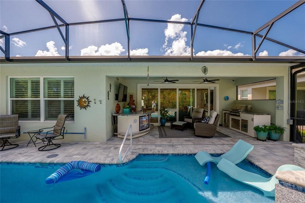 En Venta: $725,000 (3 camas, 3 baños, 2129 Pies cuadrados)