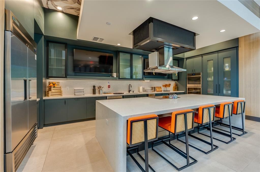 En Venta: $725,000 (3 camas, 3 baños, 2129 Pies cuadrados)