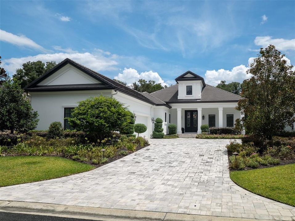 En Venta: $1,600,000 (3 camas, 3 baños, 2690 Pies cuadrados)