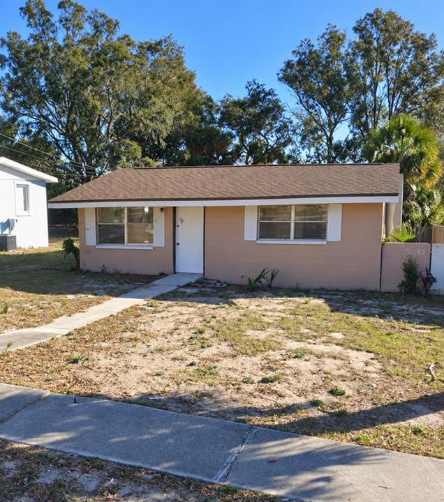 En Venta: $200,000 (2 camas, 1 baños, 696 Pies cuadrados)
