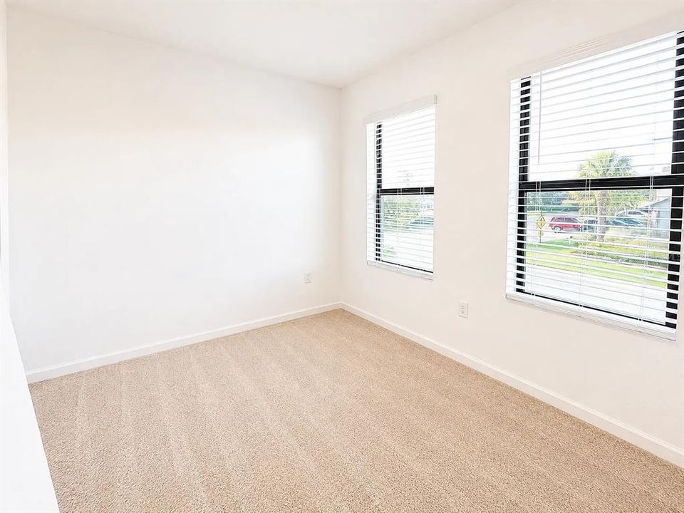 For Rent: $2,900 (3 beds, 2 baths, 1648 Square Feet)
