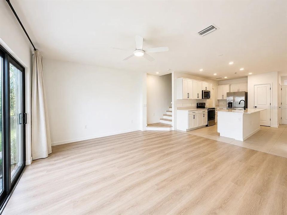 For Rent: $2,900 (3 beds, 2 baths, 1648 Square Feet)