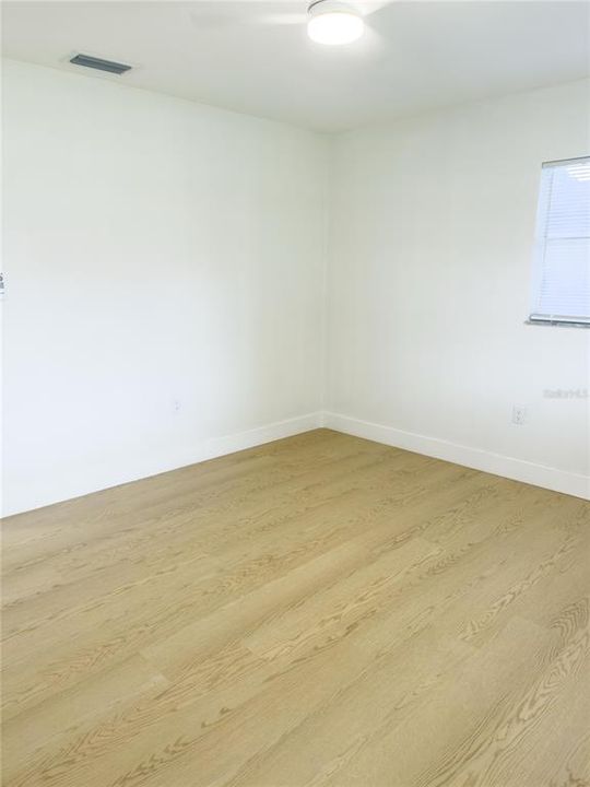 For Sale: $310,000 (3 beds, 2 baths, 1530 Square Feet)