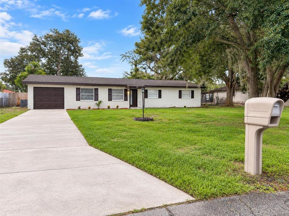 For Sale: $310,000 (3 beds, 2 baths, 1530 Square Feet)