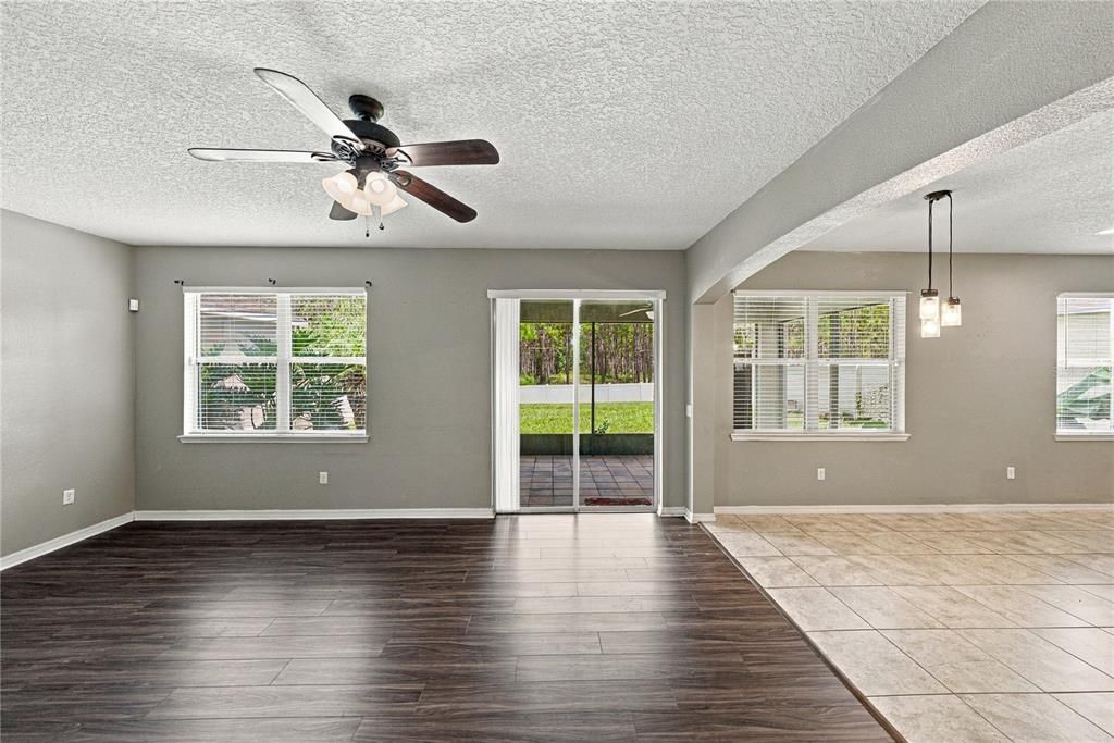 For Sale: $349,900 (4 beds, 3 baths, 2151 Square Feet)