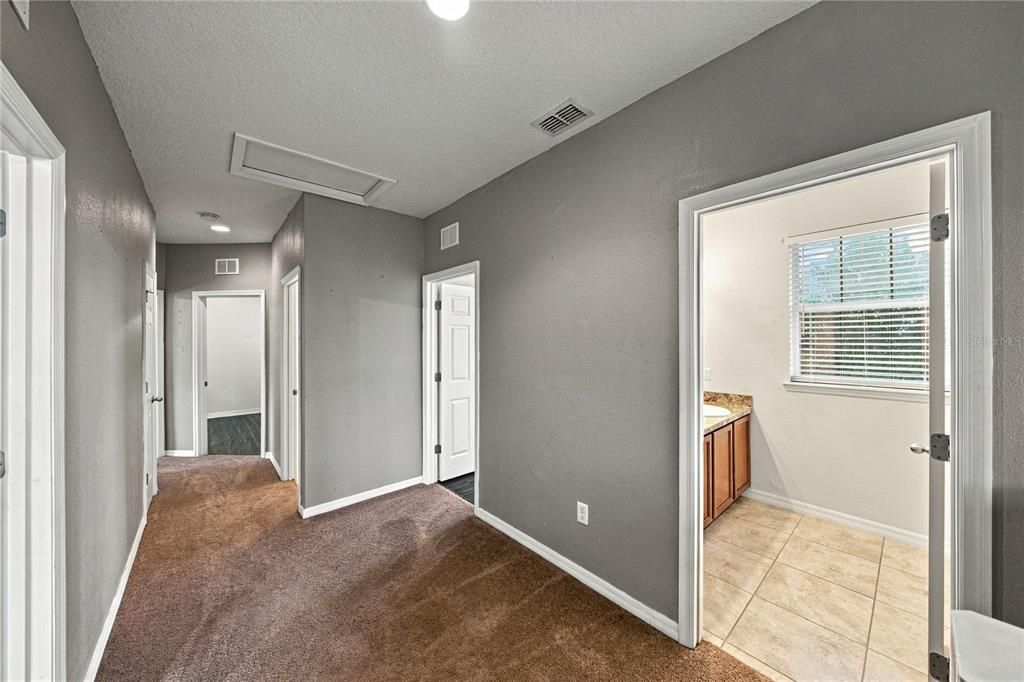 For Sale: $349,900 (4 beds, 3 baths, 2151 Square Feet)