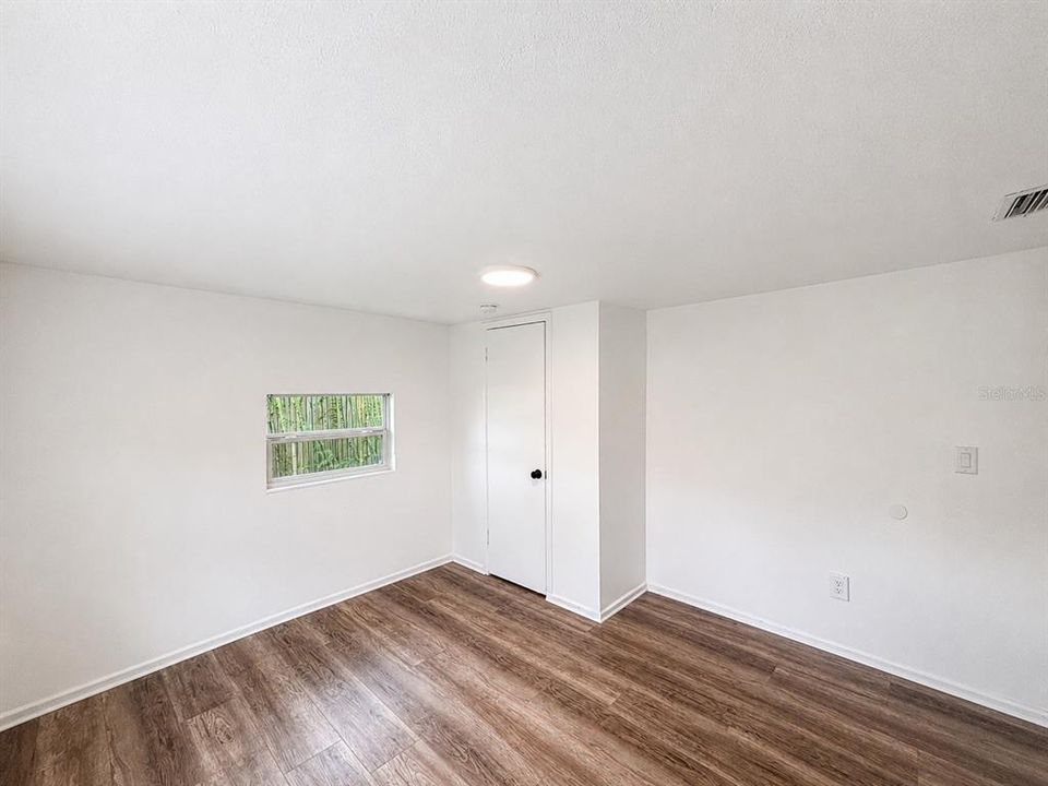 For Rent: $1,600 (2 beds, 1 baths, 669 Square Feet)
