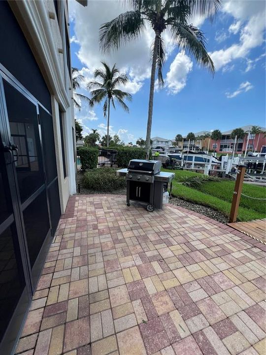 For Rent: $3,800 (3 beds, 2 baths, 1882 Square Feet)