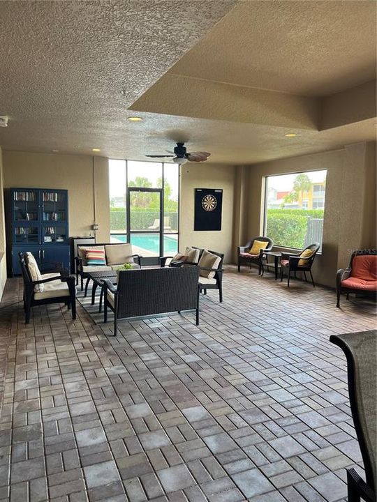For Rent: $3,800 (3 beds, 2 baths, 1882 Square Feet)