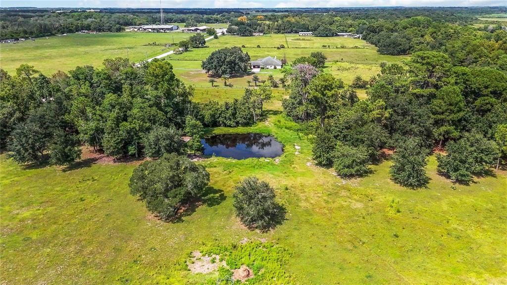 На продажу: $500,000 (9.91 acres)