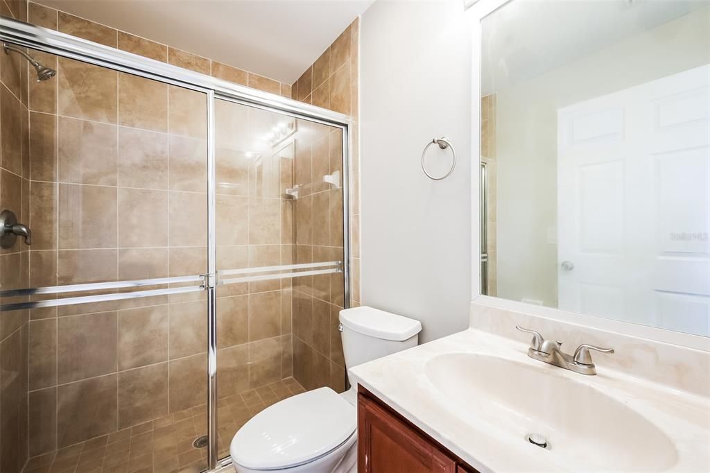 В аренду: $1,325 (3 спален, 2 ванн, 1048 Квадратных фут)