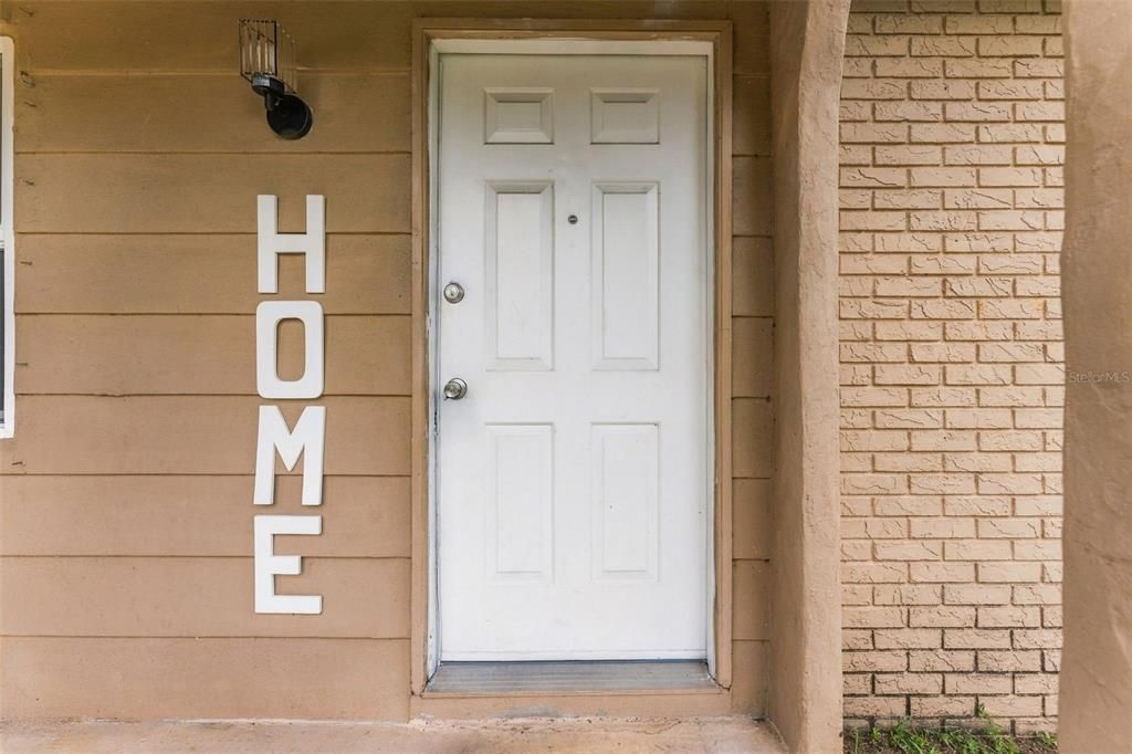 For Sale: $214,900 (3 beds, 2 baths, 1082 Square Feet)