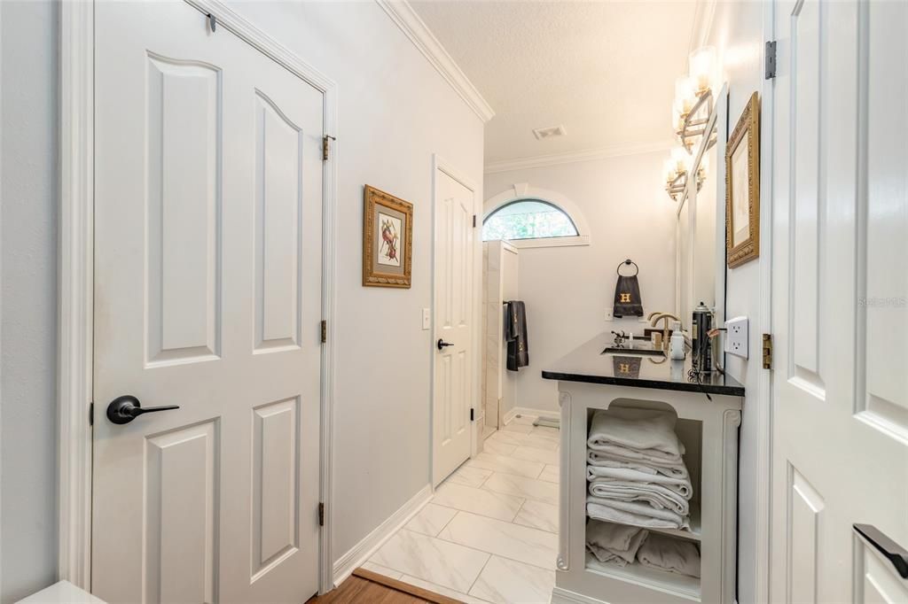 For Sale: $549,000 (3 beds, 3 baths, 2214 Square Feet)