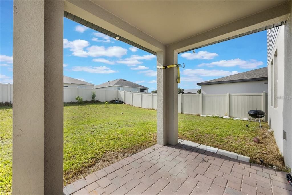 For Rent: $2,200 (4 beds, 2 baths, 2364 Square Feet)