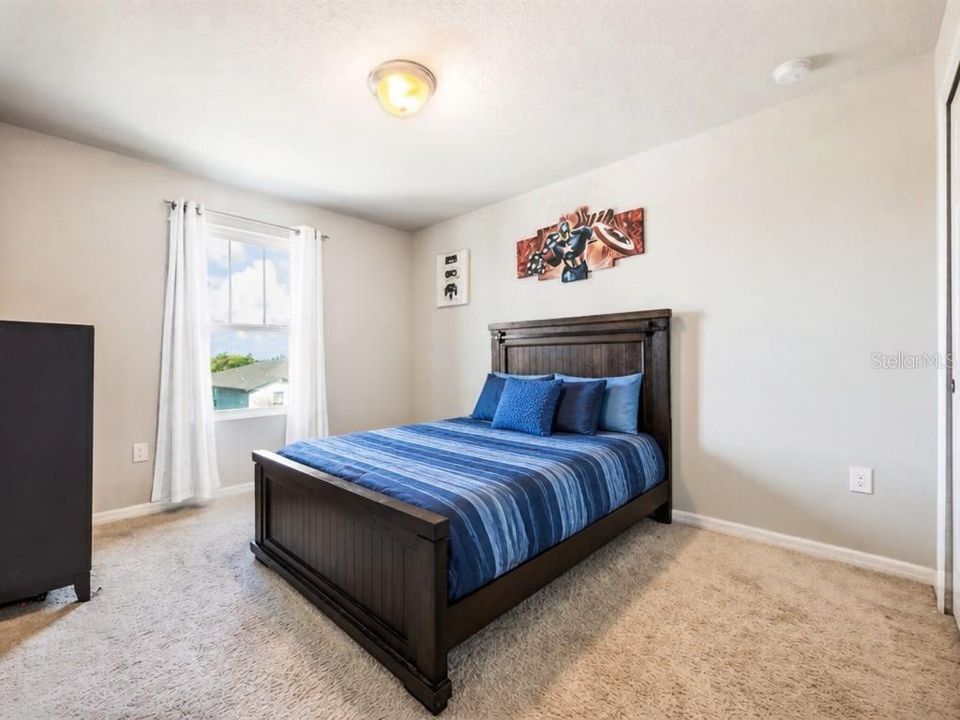 For Rent: $2,200 (4 beds, 2 baths, 2364 Square Feet)