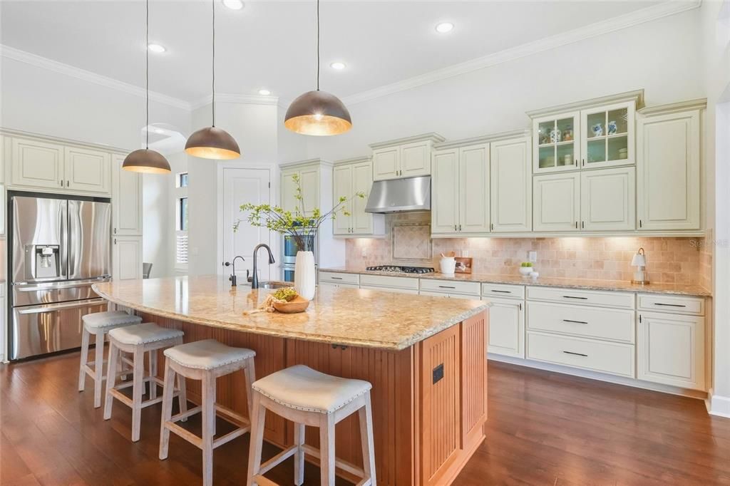 : $1,425,000 (3 beds, 3 baths, 2875 Square Feet)