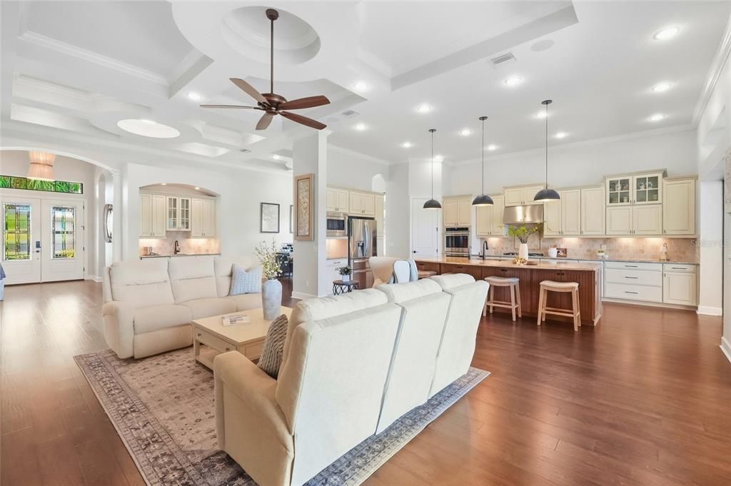 : $1,425,000 (3 beds, 3 baths, 2875 Square Feet)