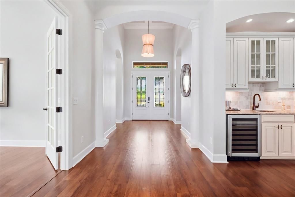 : $1,425,000 (3 beds, 3 baths, 2875 Square Feet)