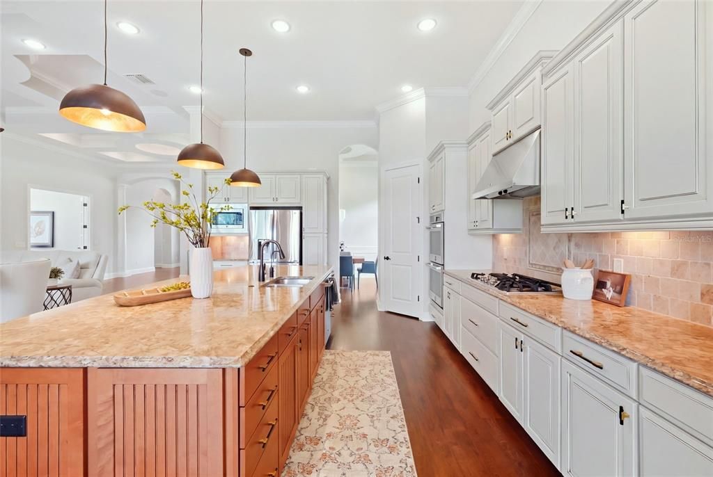 : $1,425,000 (3 beds, 3 baths, 2875 Square Feet)