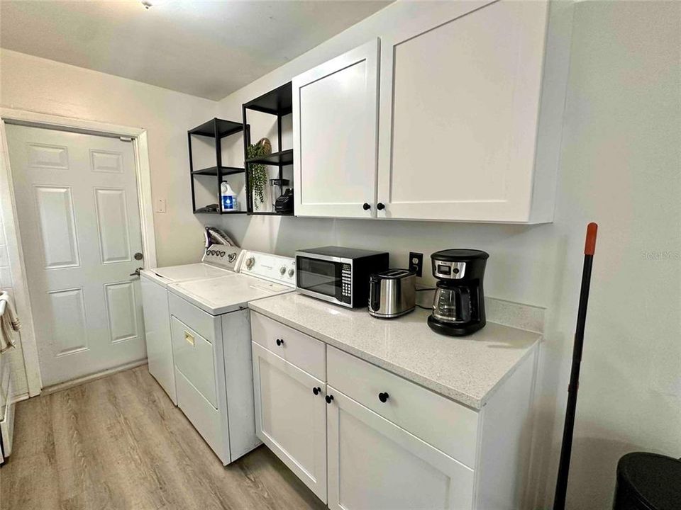 For Sale: $399,000 (4 beds, 0 baths, 1242 Square Feet)