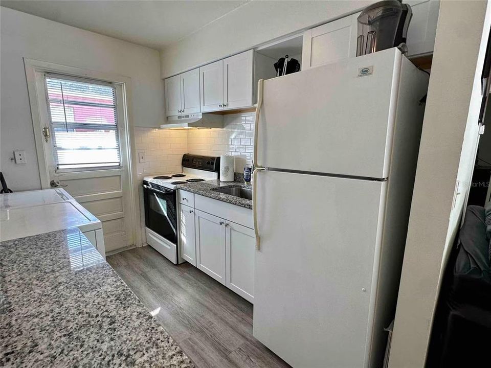 For Sale: $399,000 (4 beds, 0 baths, 1242 Square Feet)