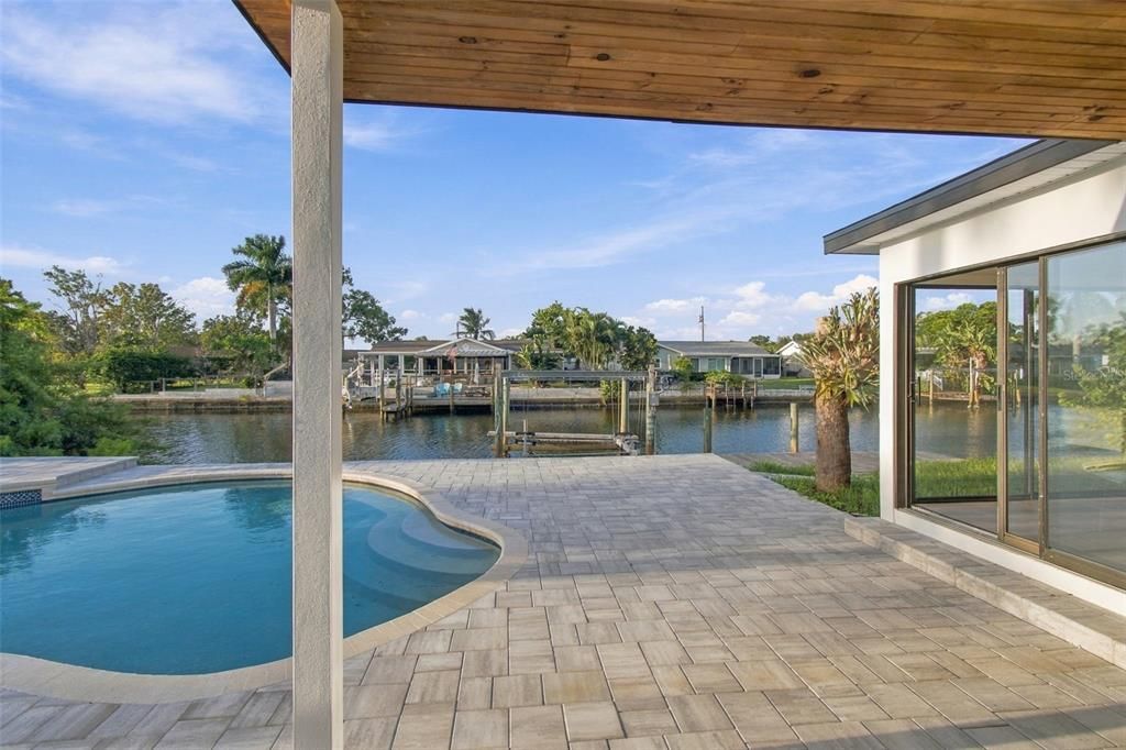 For Sale: $795,000 (3 beds, 4 baths, 1970 Square Feet)