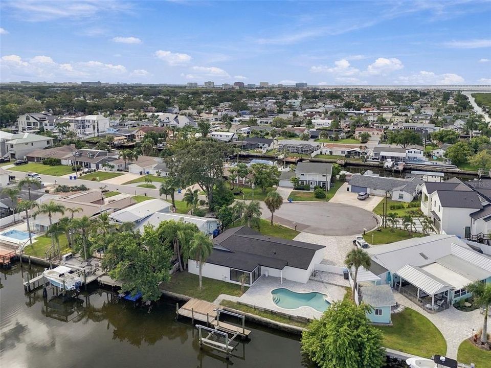 For Sale: $795,000 (3 beds, 4 baths, 1970 Square Feet)