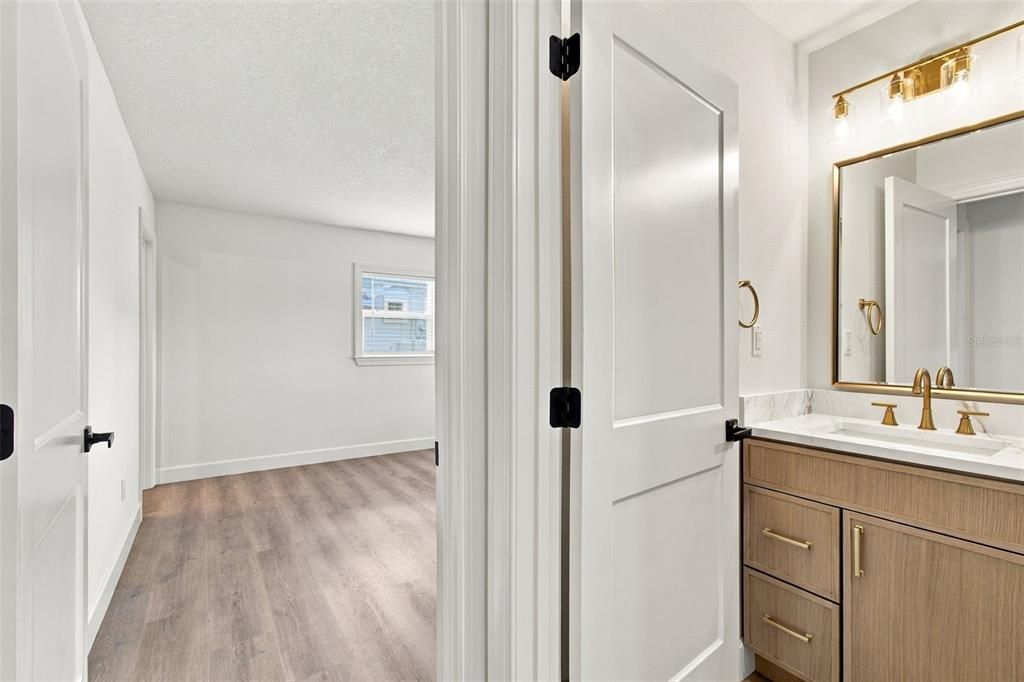 For Sale: $795,000 (3 beds, 4 baths, 1970 Square Feet)
