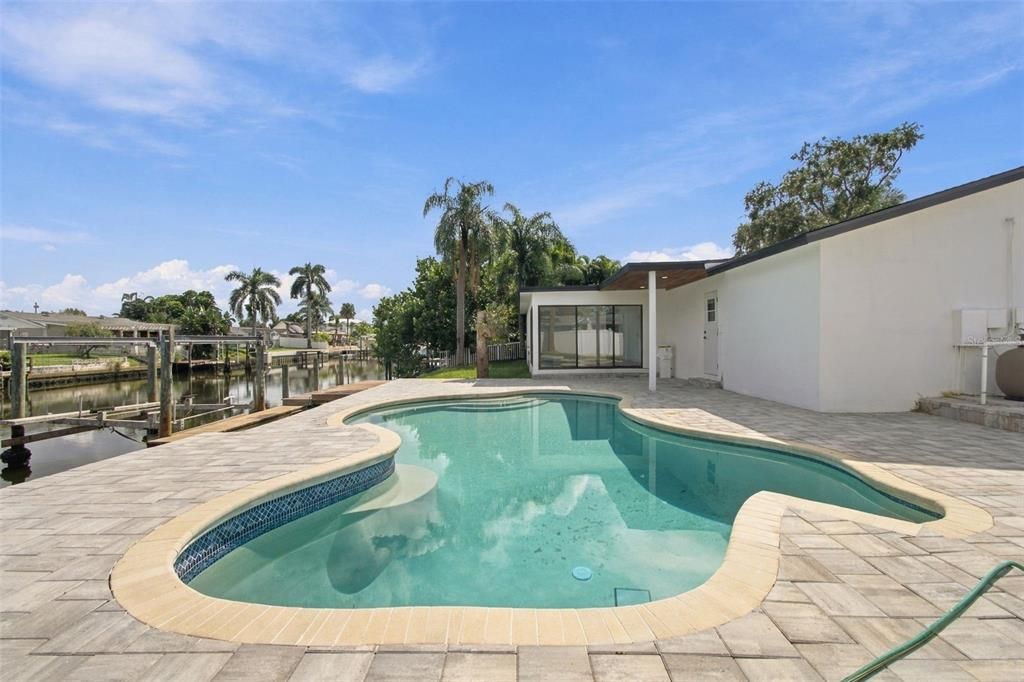 For Sale: $795,000 (3 beds, 4 baths, 1970 Square Feet)
