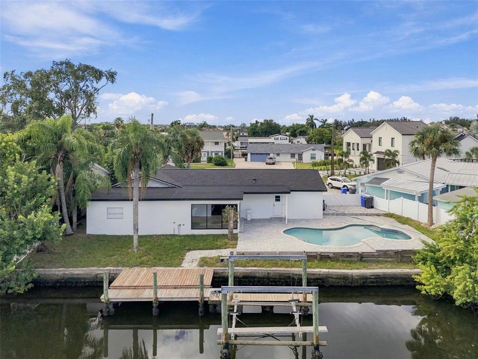For Sale: $795,000 (3 beds, 4 baths, 1970 Square Feet)