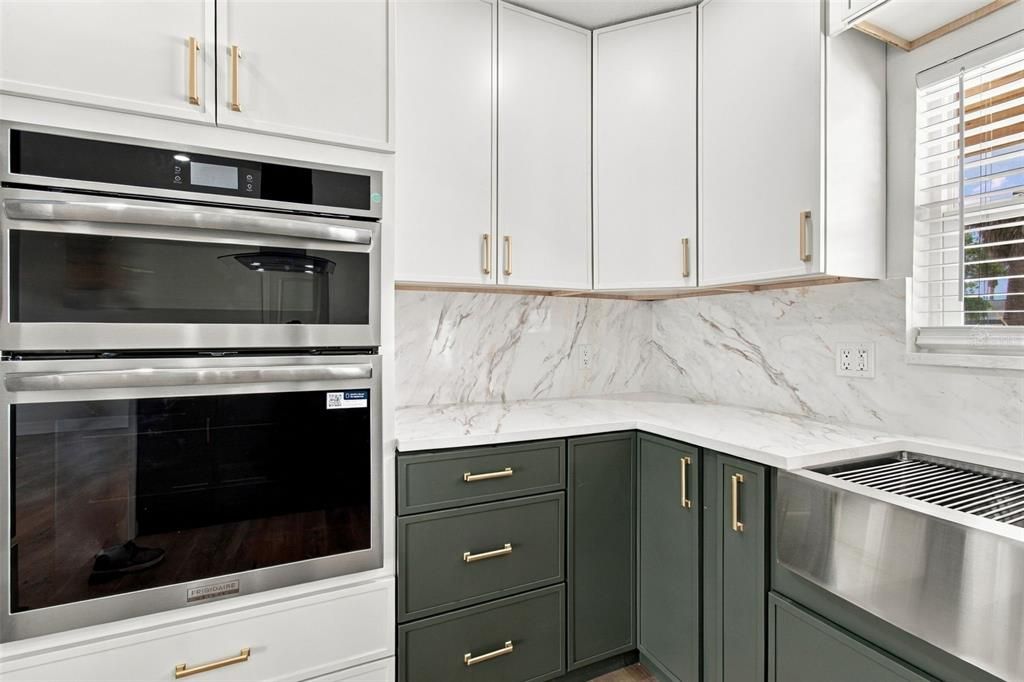 For Sale: $795,000 (3 beds, 4 baths, 1970 Square Feet)