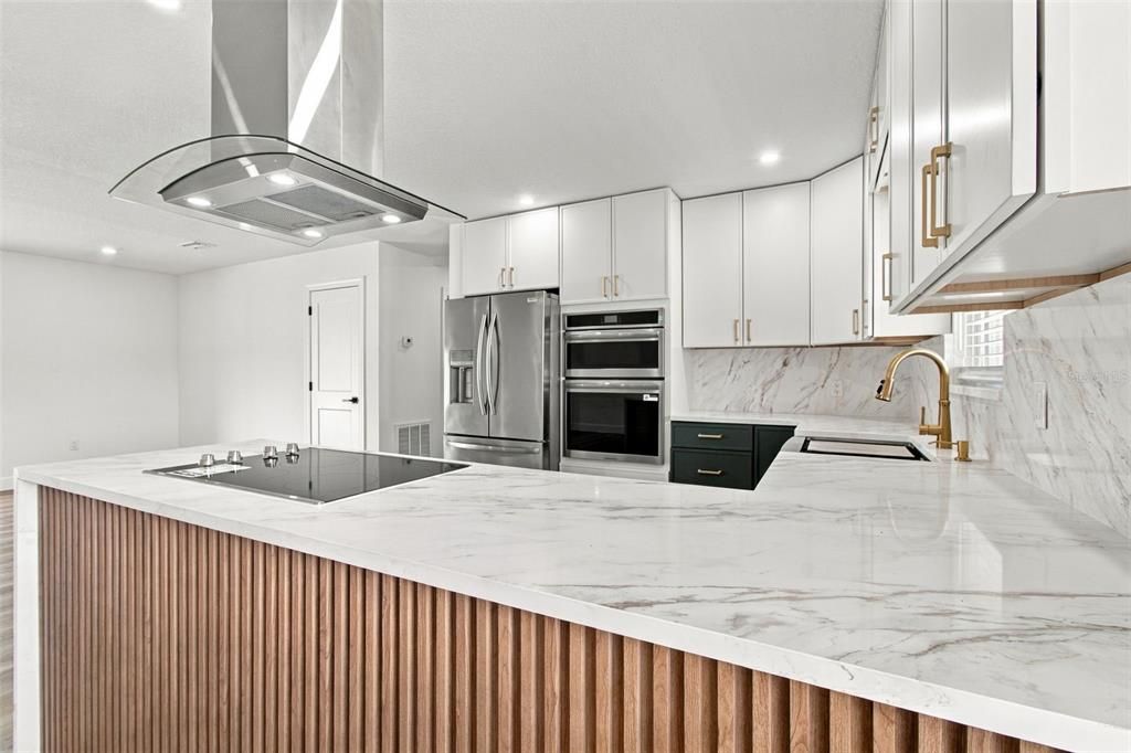For Sale: $795,000 (3 beds, 4 baths, 1970 Square Feet)
