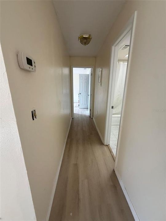For Sale: $99,000 (2 beds, 2 baths, 823 Square Feet)