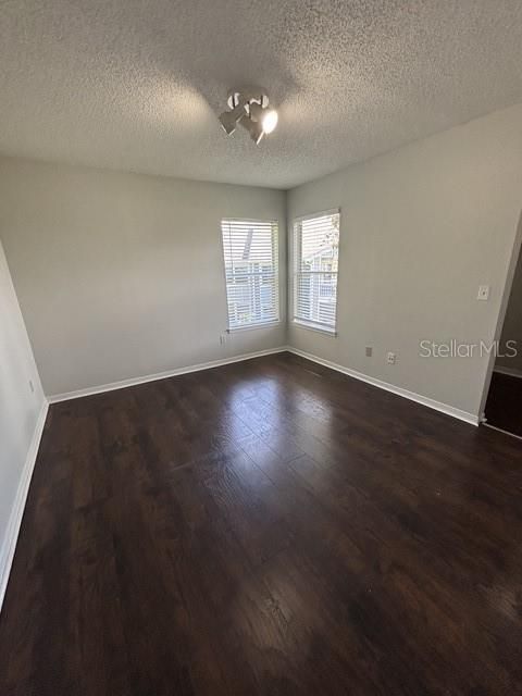 В аренду: $1,495 (2 спален, 2 ванн, 899 Квадратных фут)