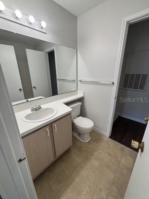 В аренду: $1,495 (2 спален, 2 ванн, 899 Квадратных фут)