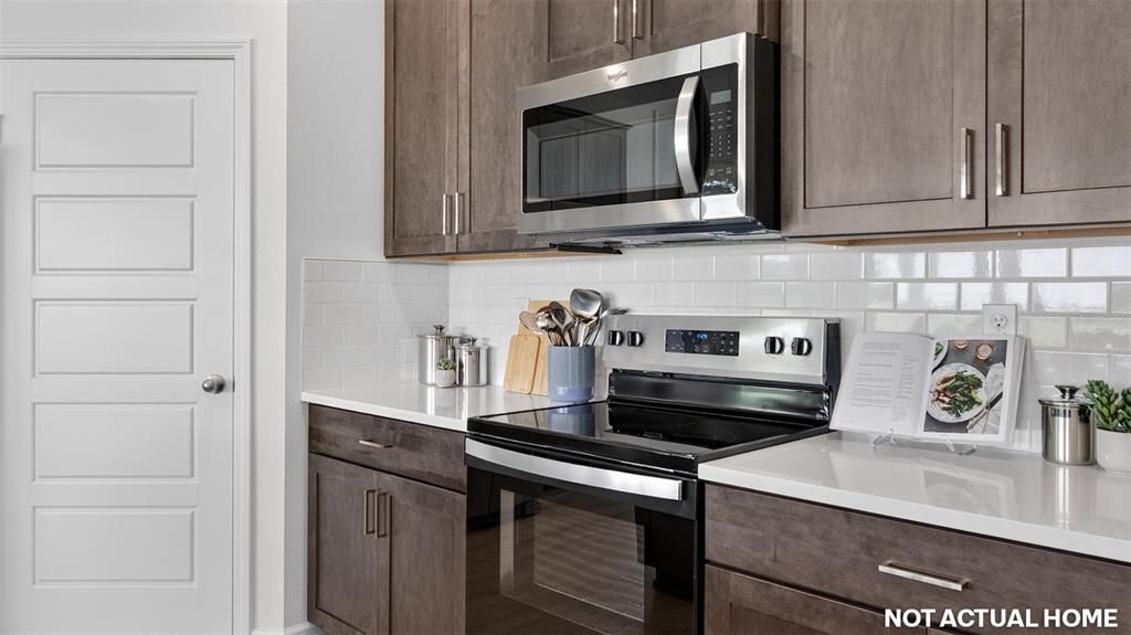 For Sale: $385,400 (4 beds, 2 baths, 1774 Square Feet)