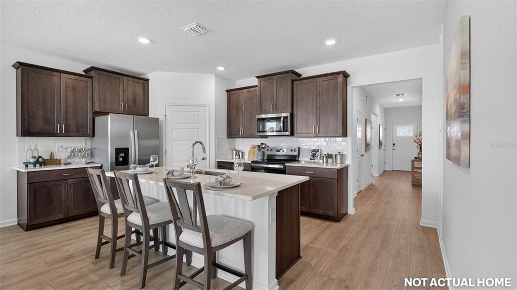 For Sale: $385,400 (4 beds, 2 baths, 1774 Square Feet)