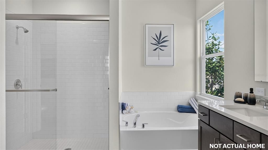 For Sale: $385,400 (4 beds, 2 baths, 1774 Square Feet)