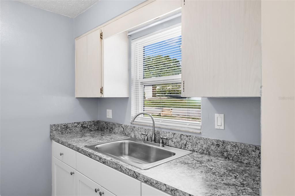 For Sale: $599,999 (4 beds, 0 baths, 2664 Square Feet)