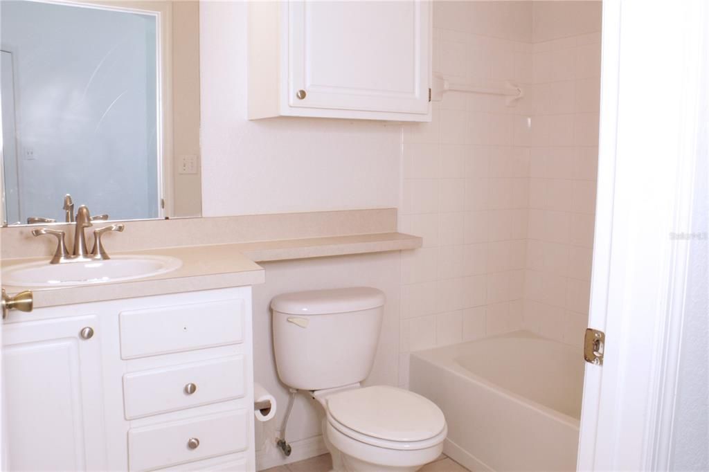 For Rent: $1,750 (2 beds, 2 baths, 1110 Square Feet)