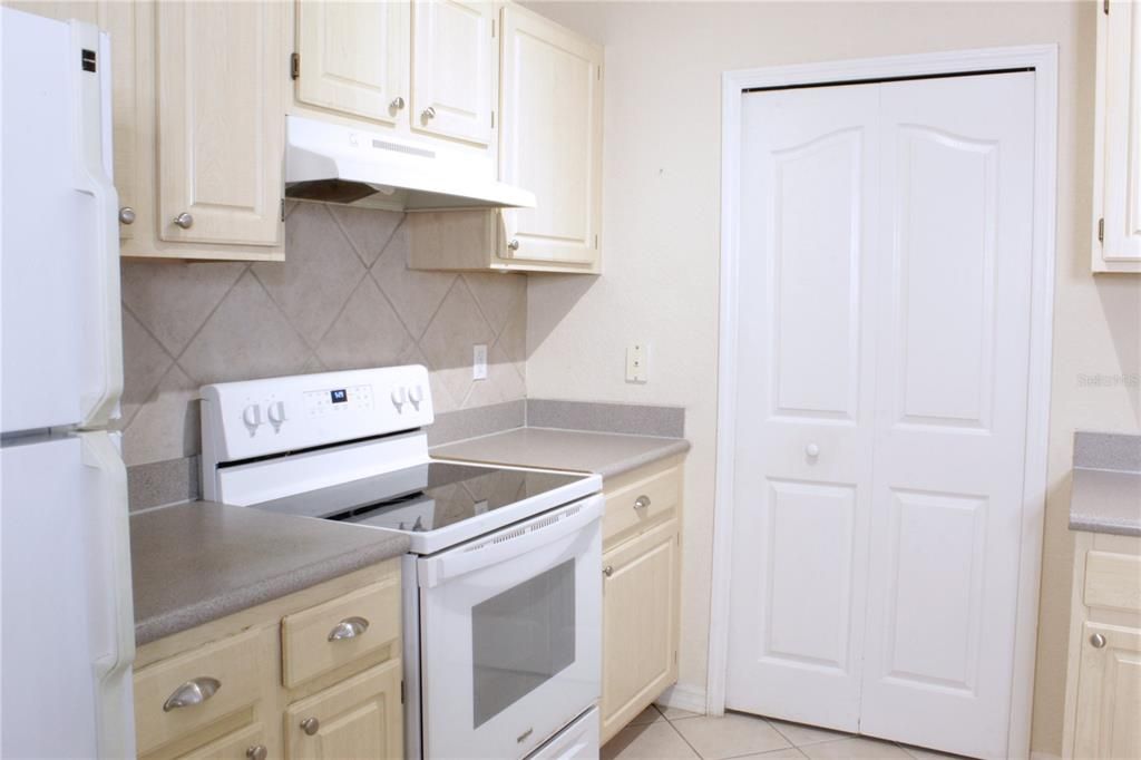 For Rent: $1,750 (2 beds, 2 baths, 1110 Square Feet)
