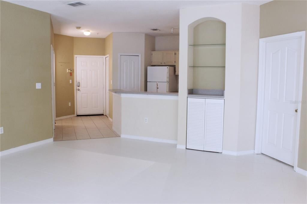 For Rent: $1,750 (2 beds, 2 baths, 1110 Square Feet)