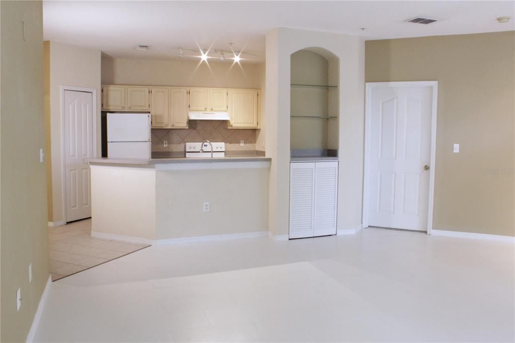 For Rent: $1,750 (2 beds, 2 baths, 1110 Square Feet)