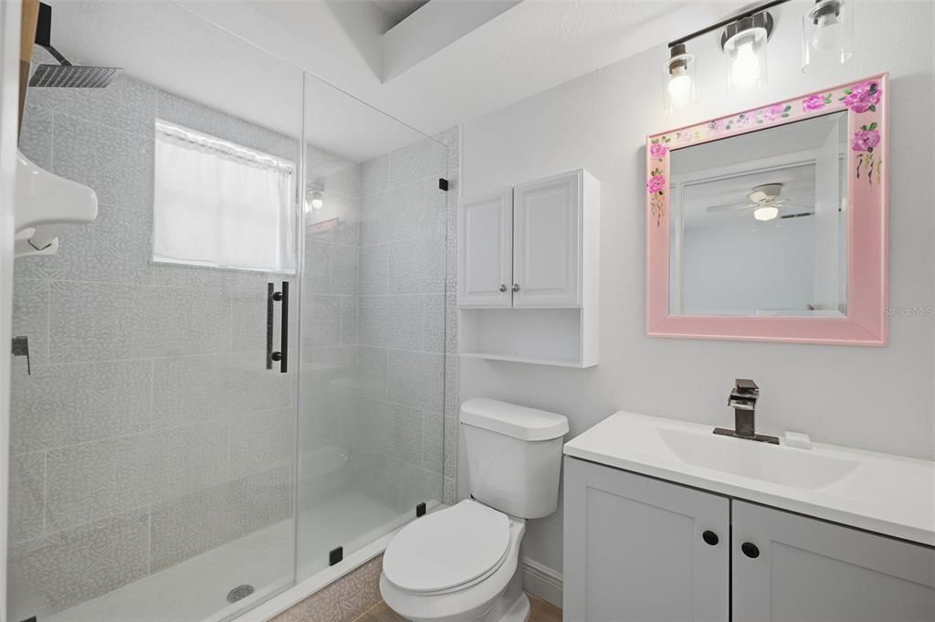 For Sale: $299,000 (2 beds, 2 baths, 1117 Square Feet)