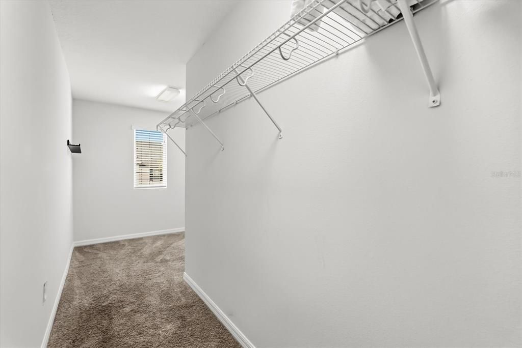 En Venta: $469,900 (4 camas, 4 baños, 2090 Pies cuadrados)