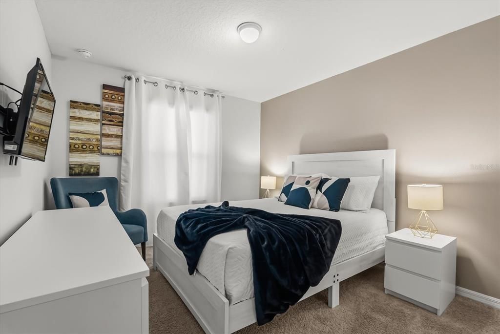 En Venta: $469,900 (4 camas, 4 baños, 2090 Pies cuadrados)